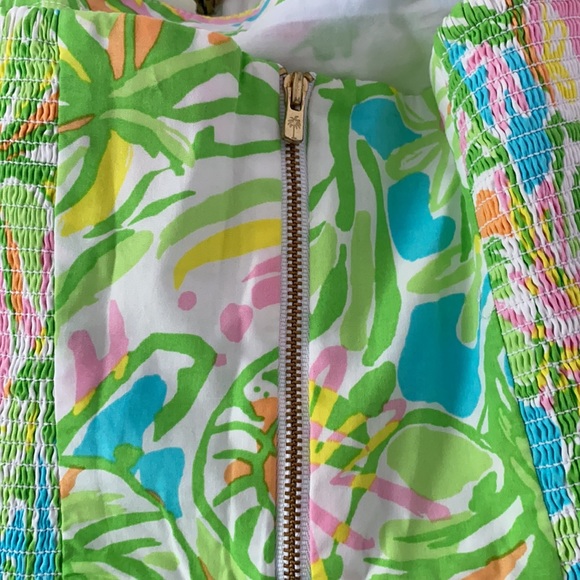 Lilly Pulitzer peplum top - Picture 4 of 5